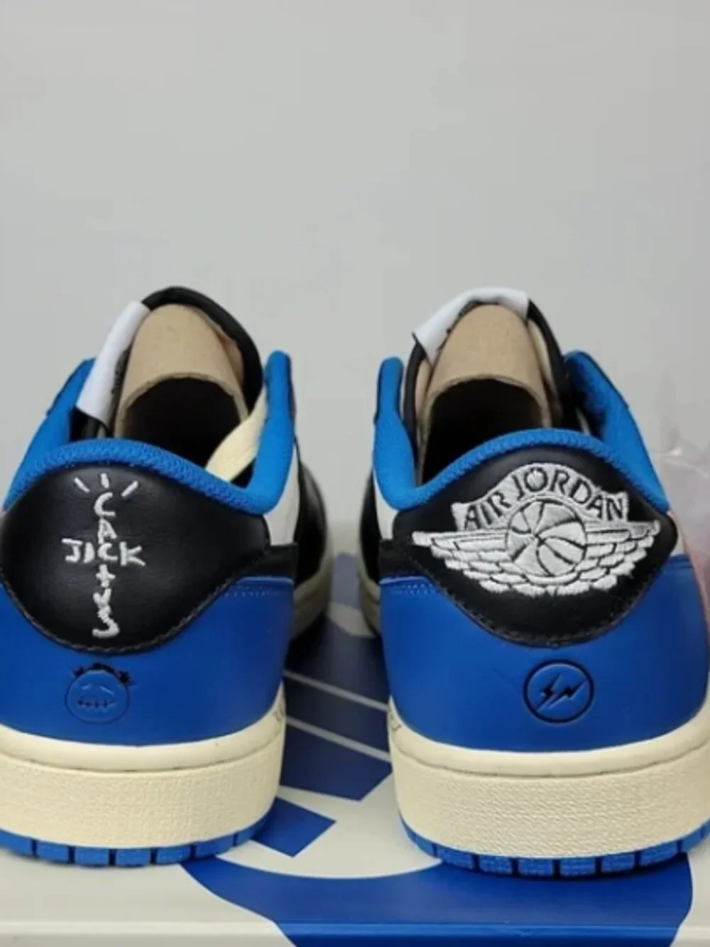 Air Jordan 1 Low Fragment × Travis Scott Men's Shoes